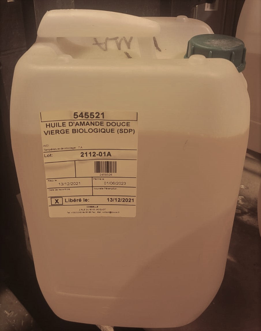 Huile d'amande douce vierge BIO - 8.48Kg